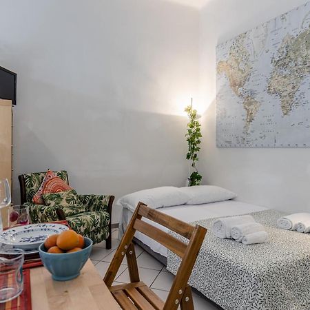 Tuttomondo Central Flat With Private Courtyard ピサ エクステリア 写真