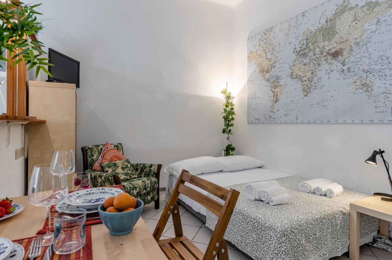 Tuttomondo Central Flat With Private Courtyard ピサ エクステリア 写真